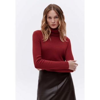 Turtleneck in Ribbed Jersey red