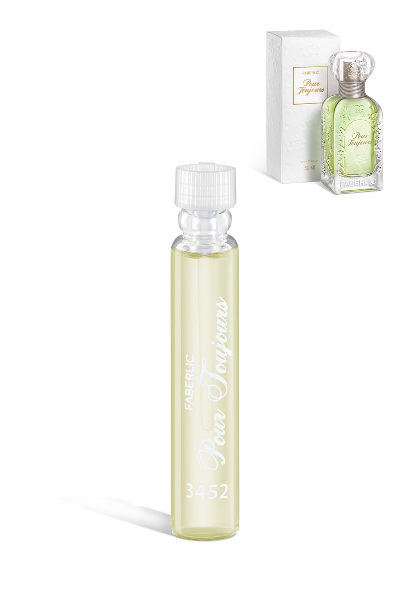 Жағажайда кешендері жоқ әйелдер