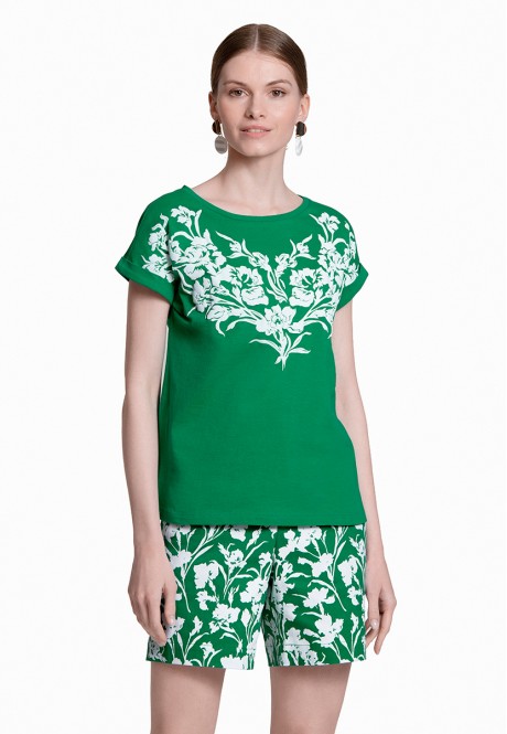 Camiseta con estampado color verde