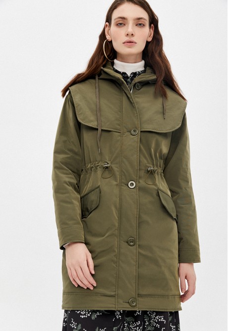 120W1120 утепленное пальто для женщины цвет хаки