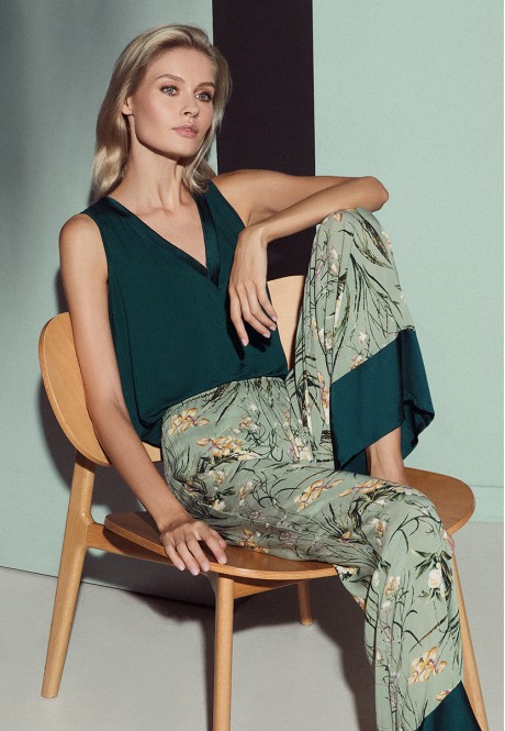 Trousers with Floral Print pistachio green