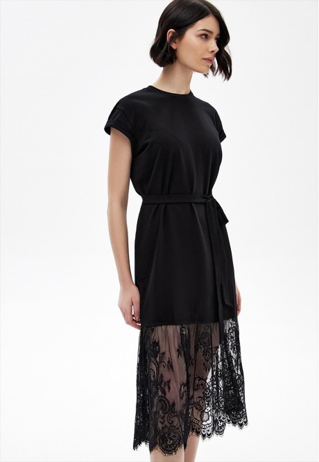 Трикотажное платье с кружевом цвет черный