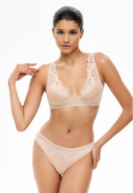 BW416 Бюстгальтер мягкая треугольная чашка на косточках, цвет бежевый, размер 80C