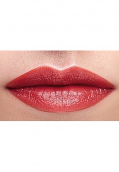 Glammy Lipstick shade Ruby
