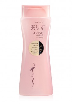 Питательный шампунь Сакура для всех типов волос Arisu