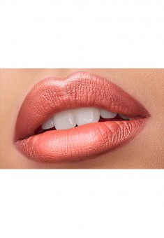 GlamShine Lipstick shade Apricot