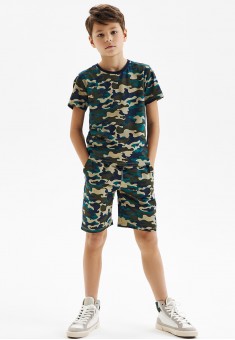 Pantalones cortos de felpa con estampado militar para niño color caqui
