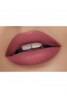 Matte Chic Lipstick shade Pink Chic