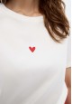 Зүрхэн зурагтай футболк сүүн өнгөтэй улаан зүрхтэй 