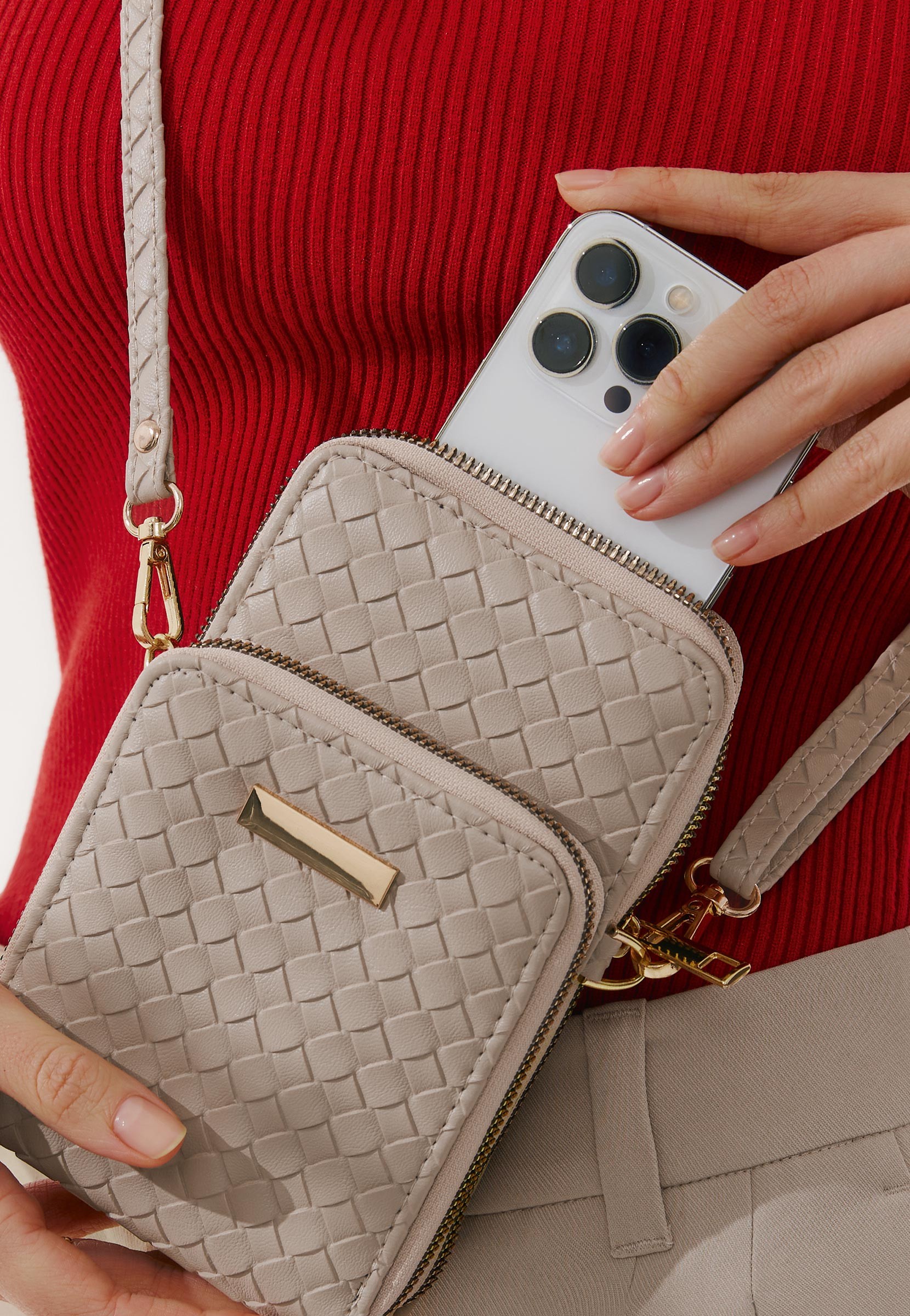 Пизда фотосында көп және көп сперматозоидтар